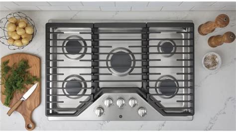 does a gas cooktop require a vent